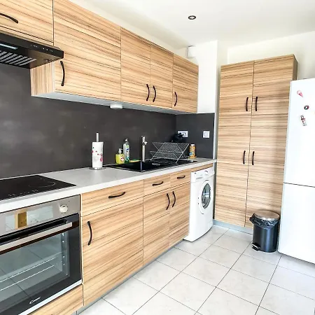 Appartement T2 Confort Proche Centre Hyères&plages *